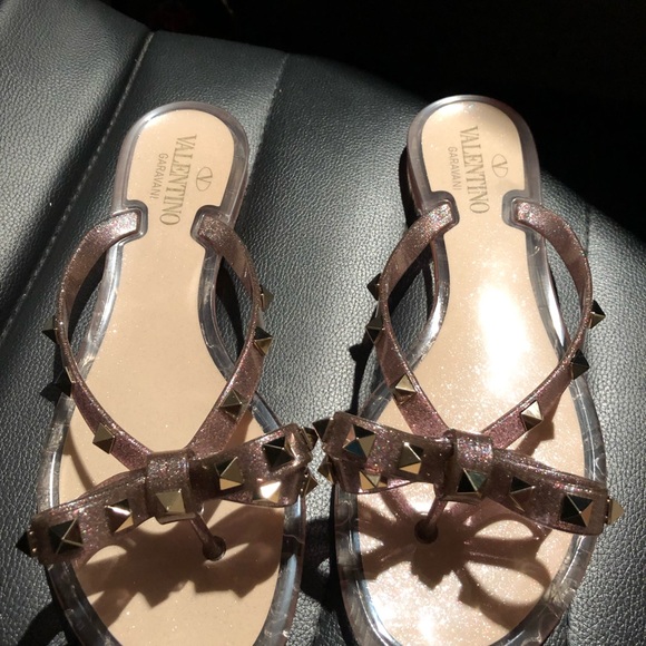 AUTHENTIC Valentino Garavani rockstud flip flops - Picture 4 of 7